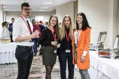 050_foto_Zoltan-Schnelczer