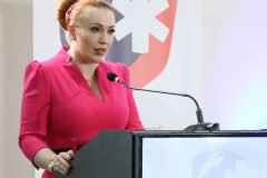 089_foto_Zoltan-Schnelczer