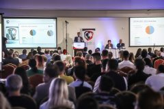 208_foto_Zoltan-Schnelczer