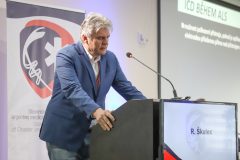 215_foto_Zoltan-Schnelczer